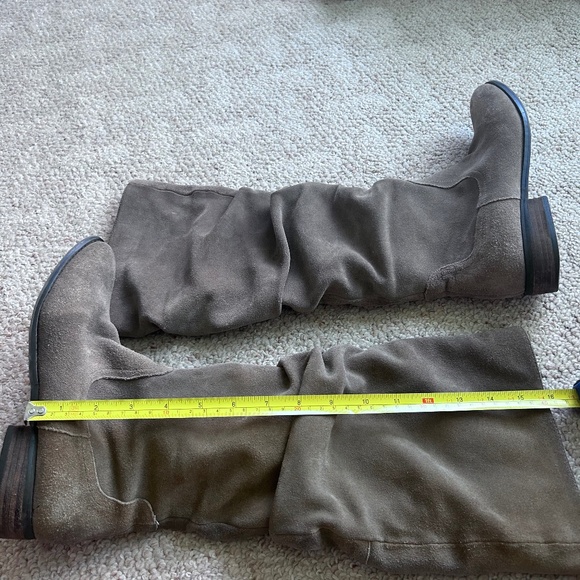 Taupe knee high suede boots - Picture 6 of 6